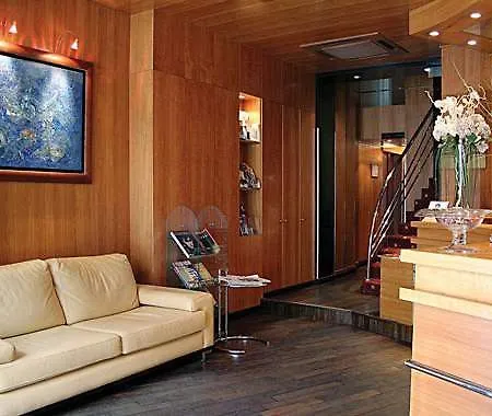 Hotel Elysées 3*