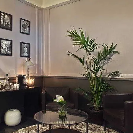 Elysees Hotel 3*