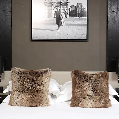 Elysees Hotel 3*