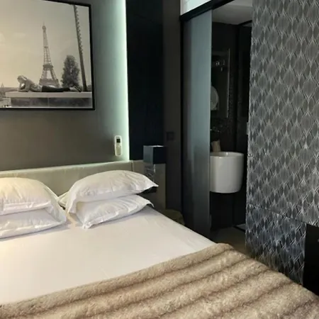 Elysees 3* Paris
