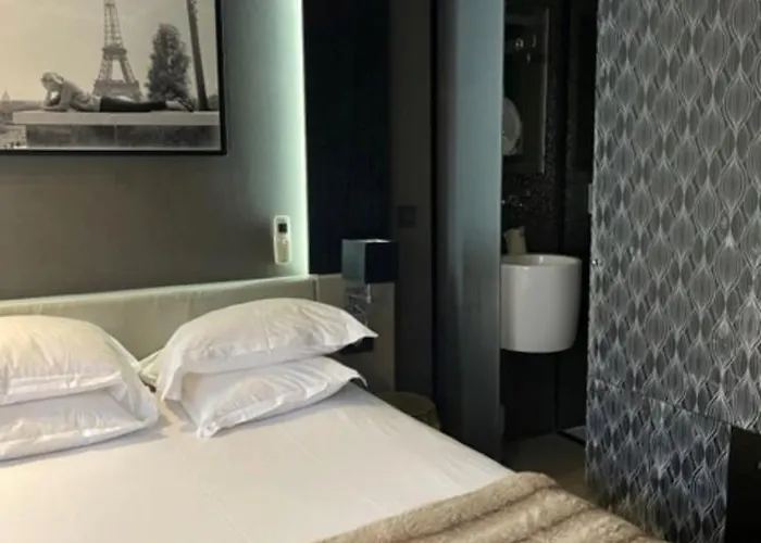 Elysees 3* Париж