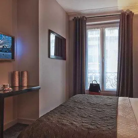 Elysees Hotel