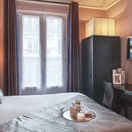 Elysees Hotel