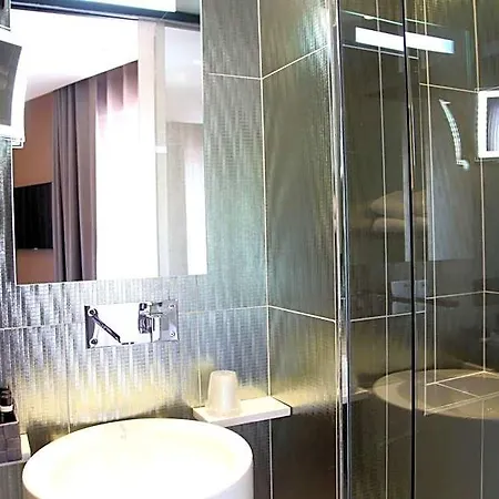 Elysees Hotel