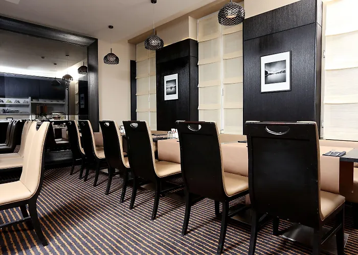 ベストウエスタン エリゼ パリ