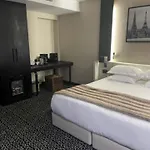 Hotel Elysees 3*