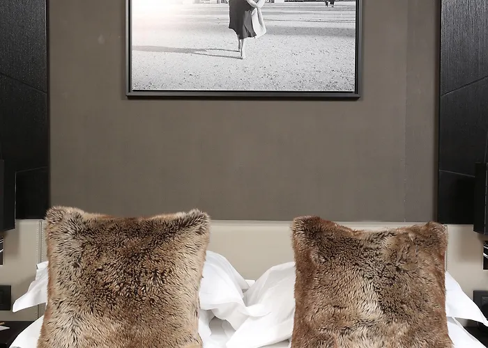 ベストウエスタン エリゼ 3* パリ